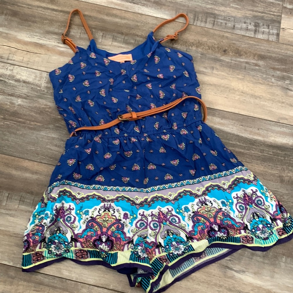 Peach Puff romper - Picture 1 of 7